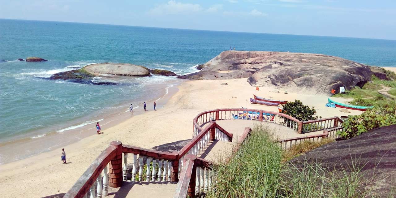 Places to Visit Someshwara Beach, Mangalore