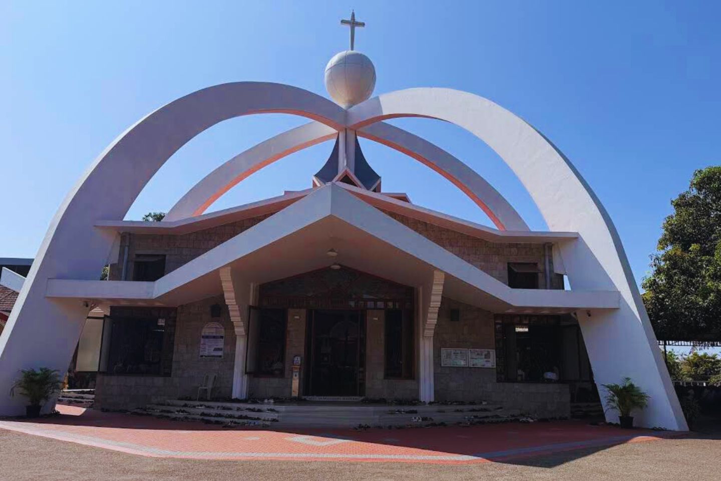 Infant Jesus Shrine Mangalore